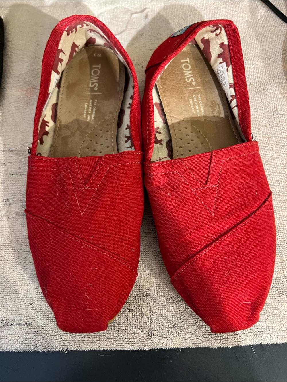 TOMS Women’s Classic Canvas Slip-On Shoes in Red